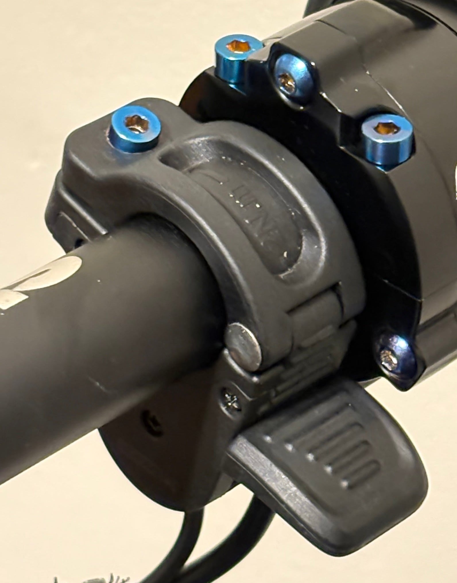 Regen Throttle Titanium Bolt (set of 1)