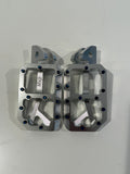 Mxp foot pegs 1 week pre order