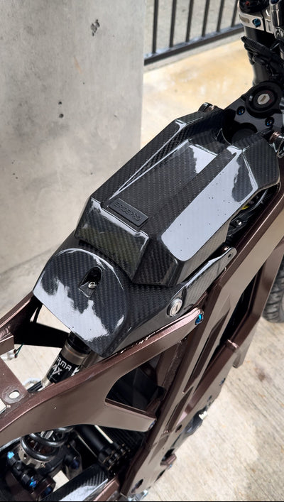 Eride carbon battery lid lock